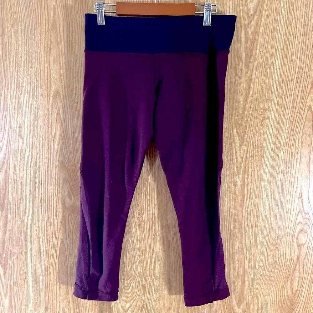 Lululemon Cranberry Purple Capri Leggings